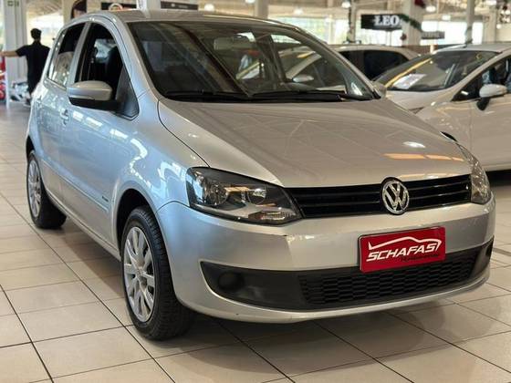 VOLKSWAGEN FOX 1.6 MI 8V FLEX 4P AUTOMATIZADO VOLKSWAGEN FOX 1.6 MI 8V FLEX 4P AUTOMATIZADO